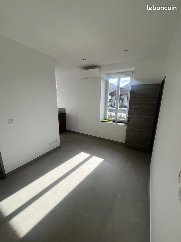 Appartement à louer, 29m², Froges