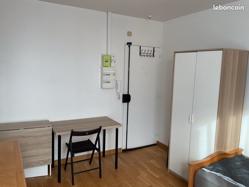Appartement à louer, 15m², Montreuil