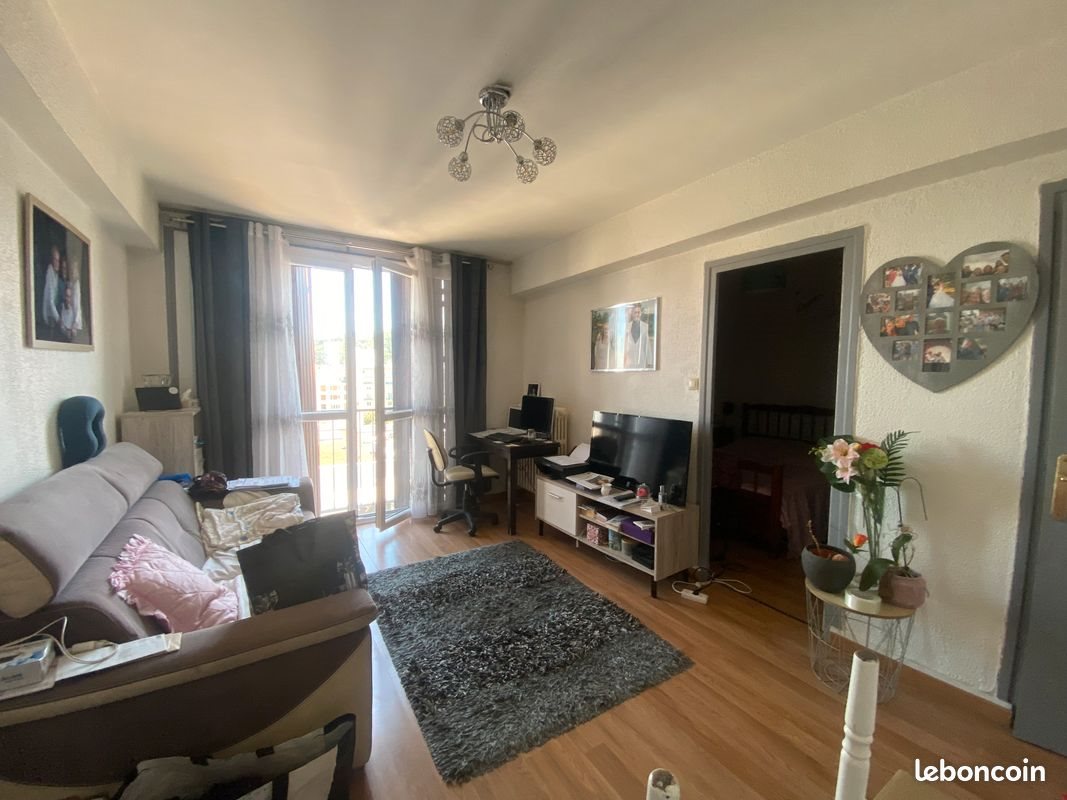 Appartement à louer, 40m², Saint-Etienne