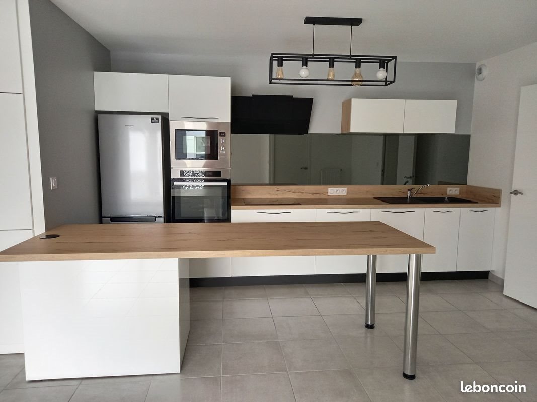 Appartement à vendre, 76m², Saint-Just-Saint-Rambert