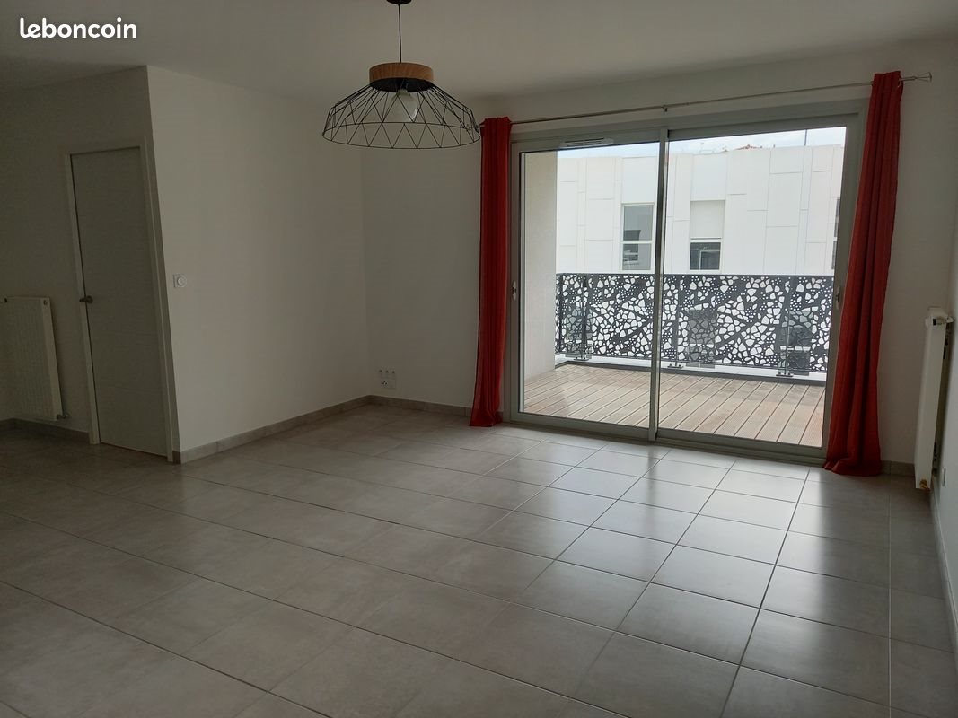 Appartement à vendre, 76m², Saint-Just-Saint-Rambert