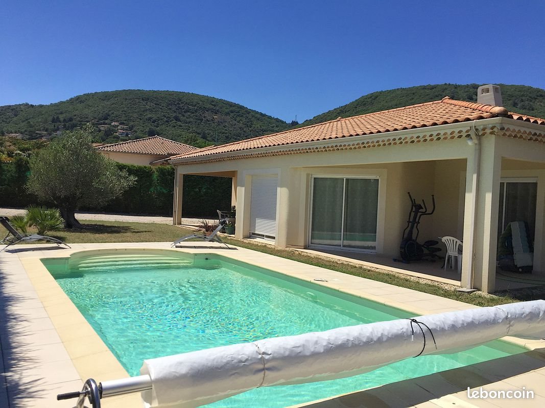 Maison à vendre, 124m², Saint-Georges-les-Bains