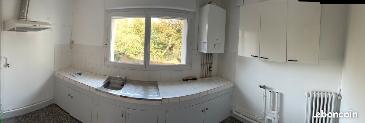Appartement à louer, 76m², Rochefort