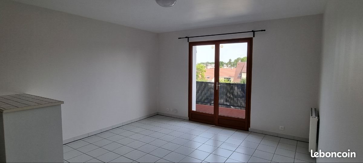 Appartement à louer, 27m², Sainte-Geneviève-des-Bois