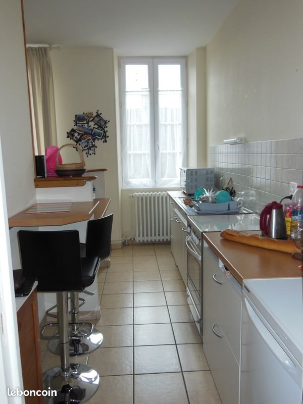 Appartement à louer, 75m², Montmarault