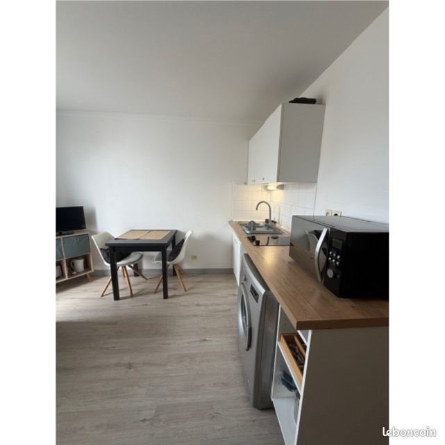Appartement à louer, 19m², La Rochelle