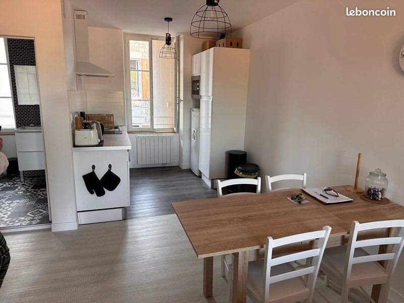 Appartement à louer, 40m², Pons