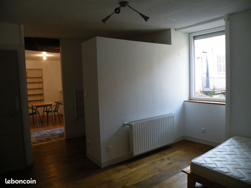 Appartement à louer, 35m², Aurillac
