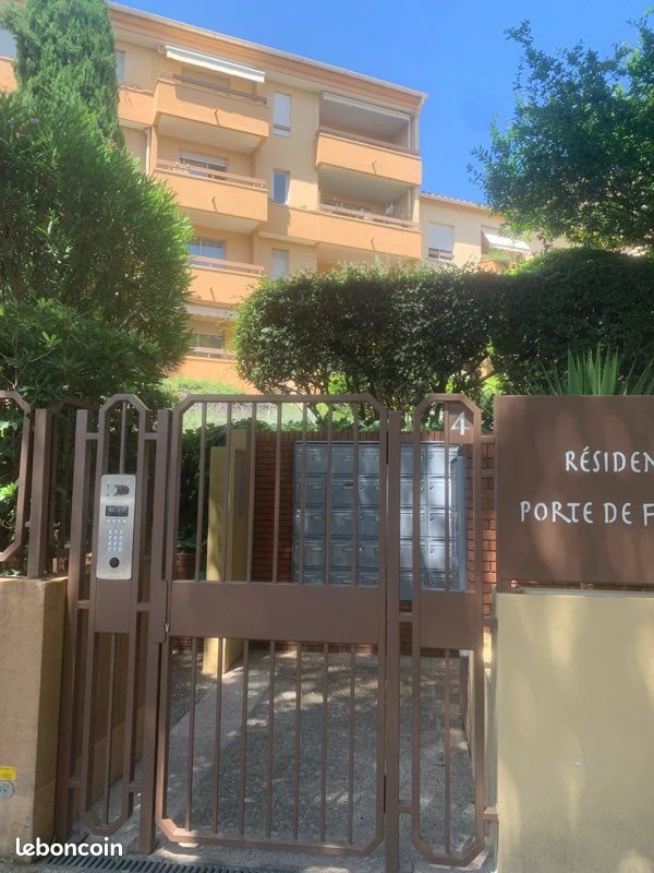Appartement à louer, 34m², Nîmes