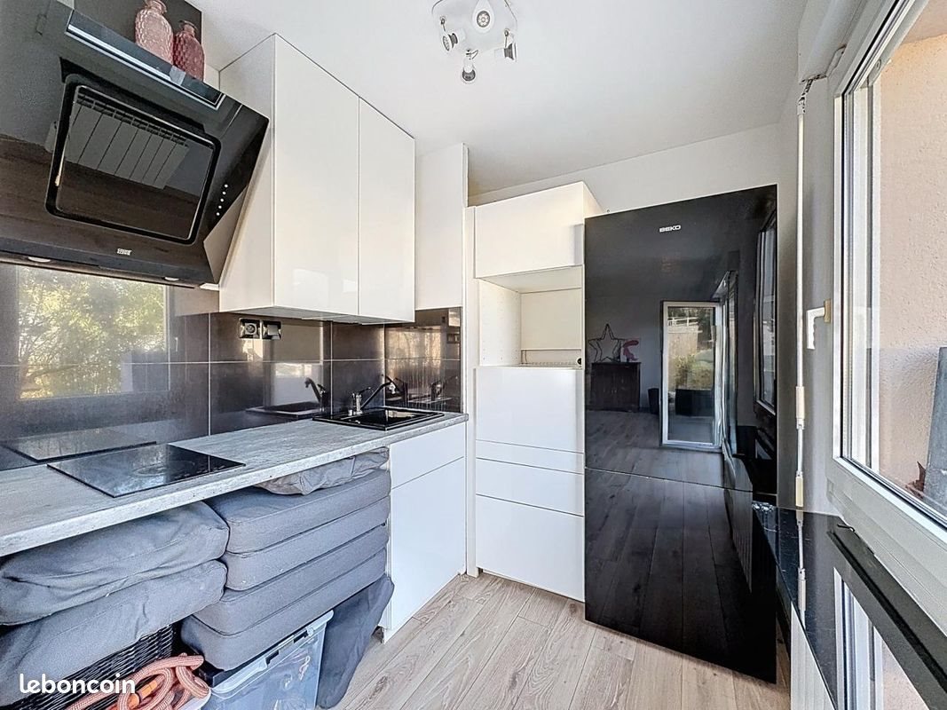 Appartement à louer, 29m², Mennecy