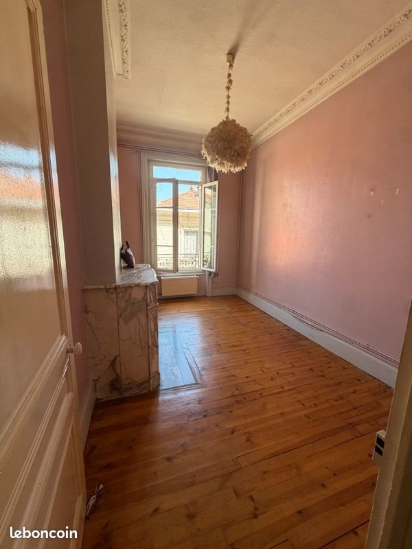 Appartement à louer, 60m², Saint-Etienne
