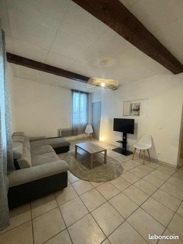 Appartement à louer, 55m², Arles