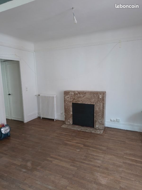 Appartement à louer, 62m², Sedan