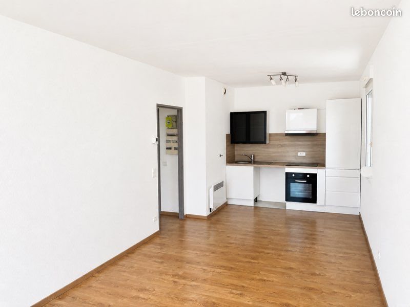 Appartement à louer, 40m², Hambach