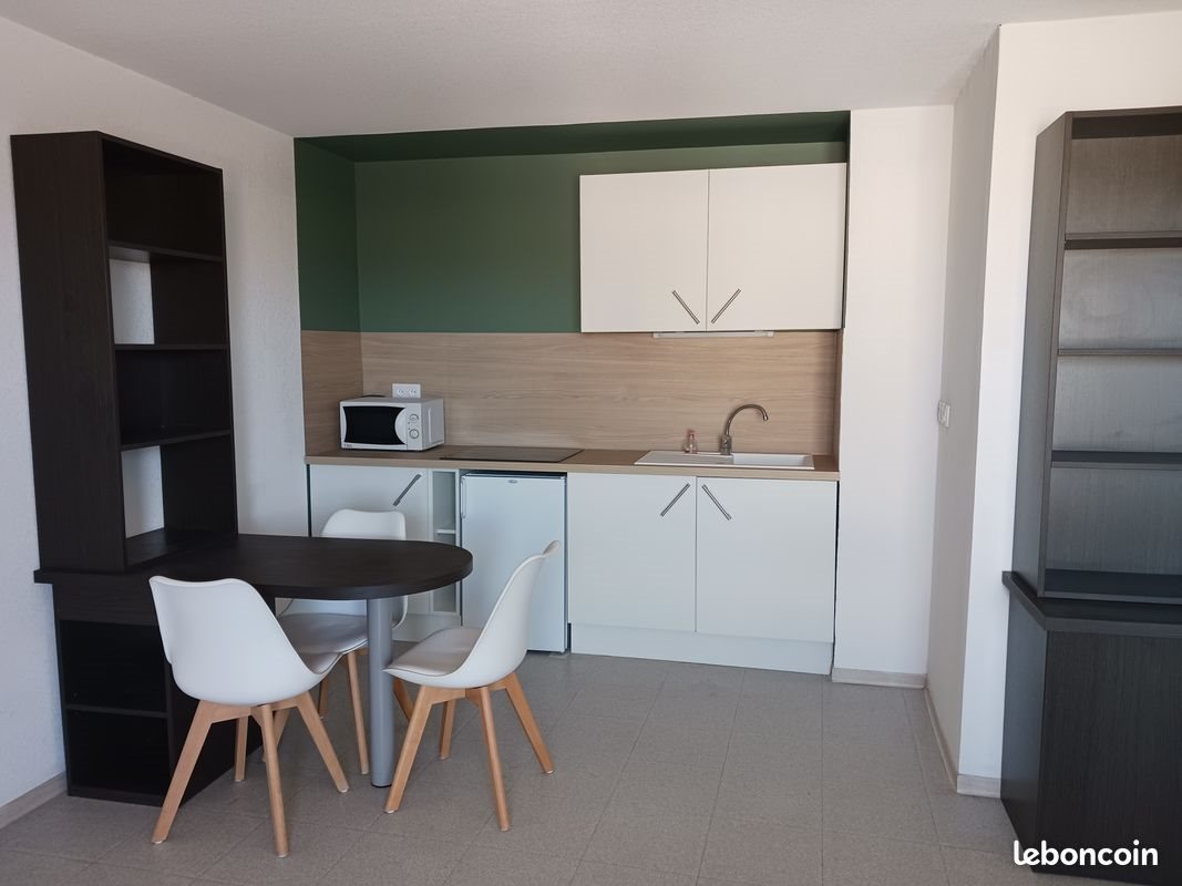 Appartement à louer, 40m², Nîmes
