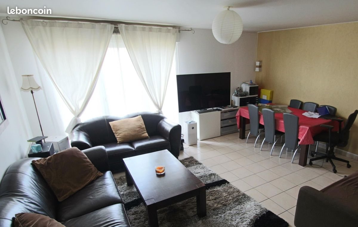 Appartement à louer, 115m², Trappes