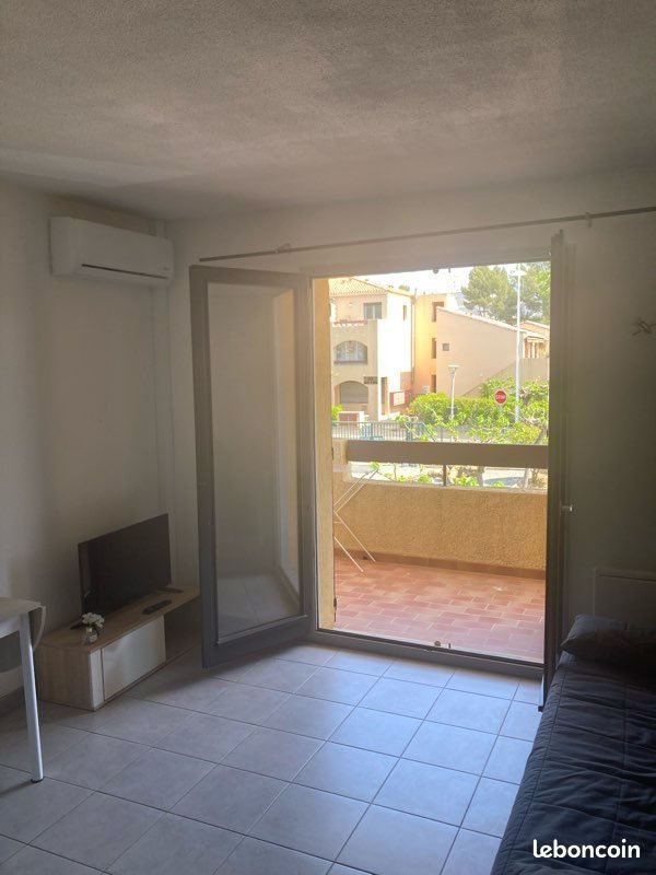 Appartement à louer, 19m², La Londe-les-Maures