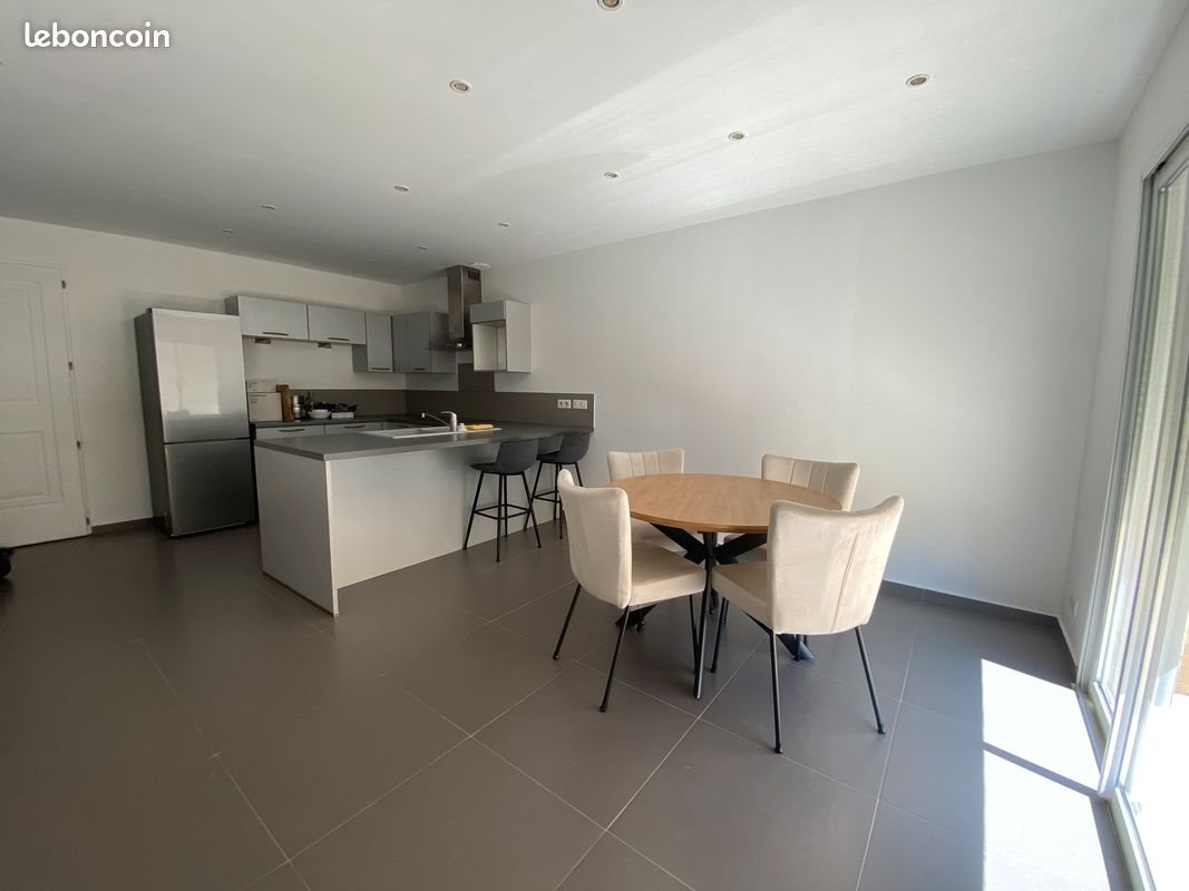 Maison à louer, 68m², Marseille 12ème