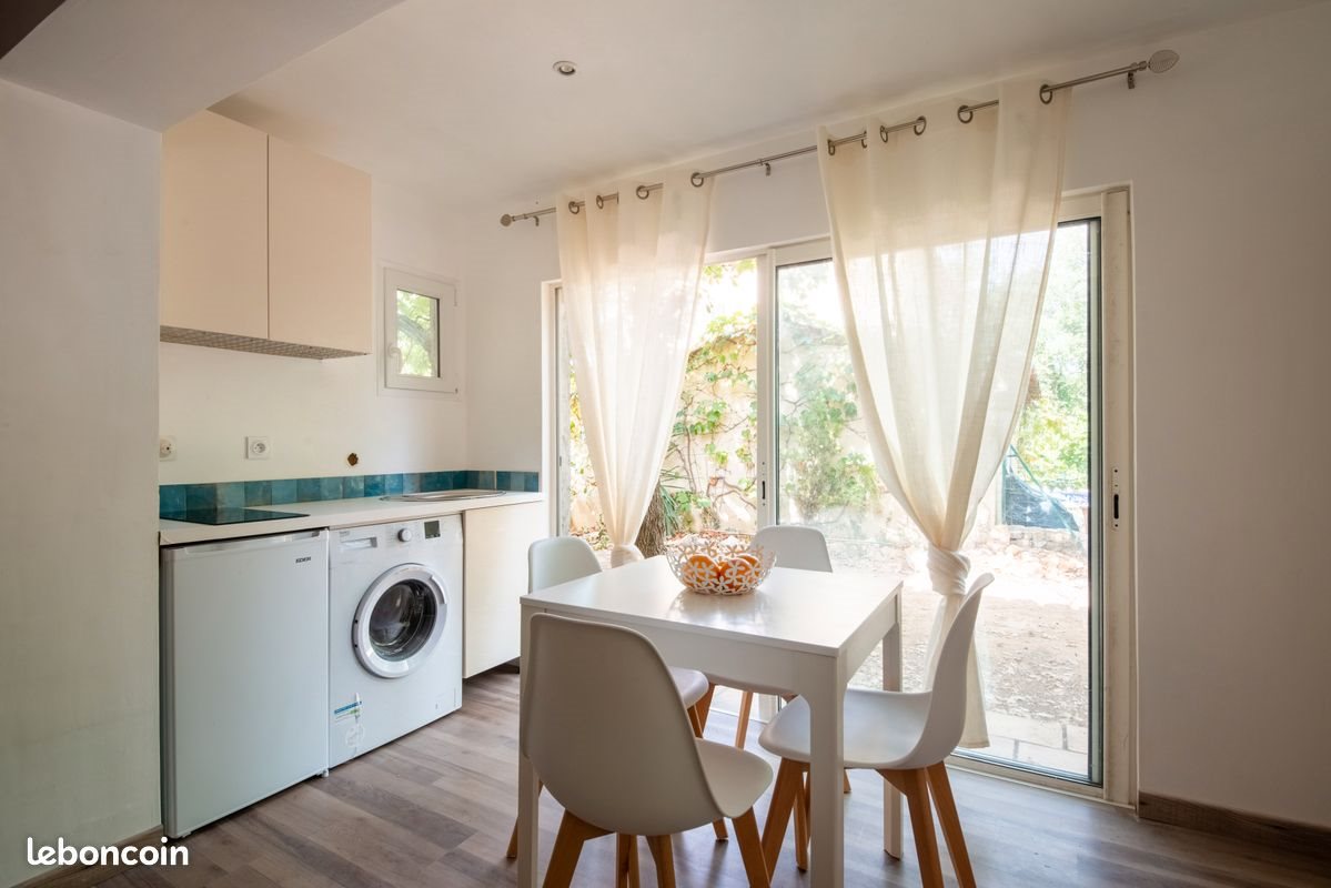 Appartement à louer, 25m², Valbonne
