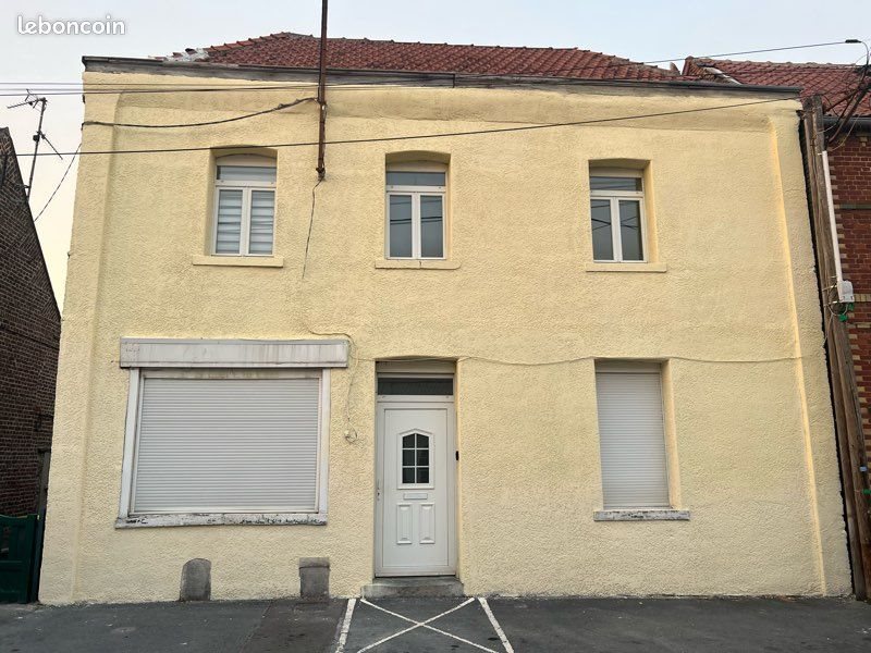 Maison à vendre, 120m², Lécluse
