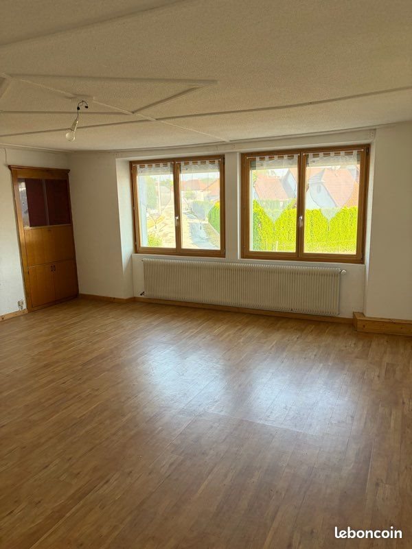 Appartement à louer, 90m², Valdahon