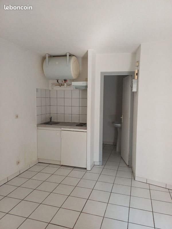 Appartement à louer, 17m², Riom
