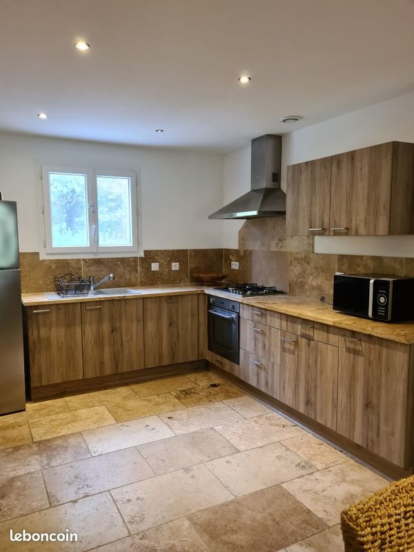 Maison à louer, 90m², Pierrevert