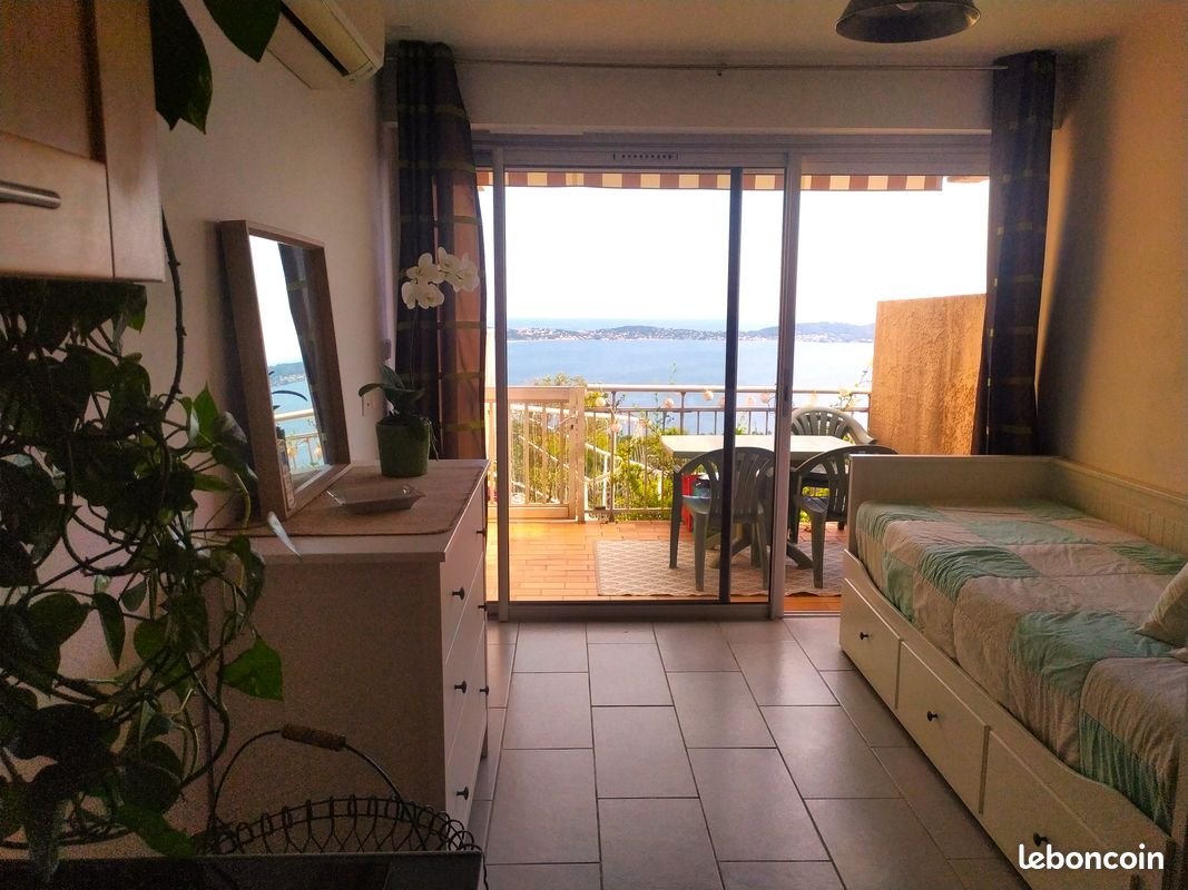 Appartement à louer, 25m², Hyères