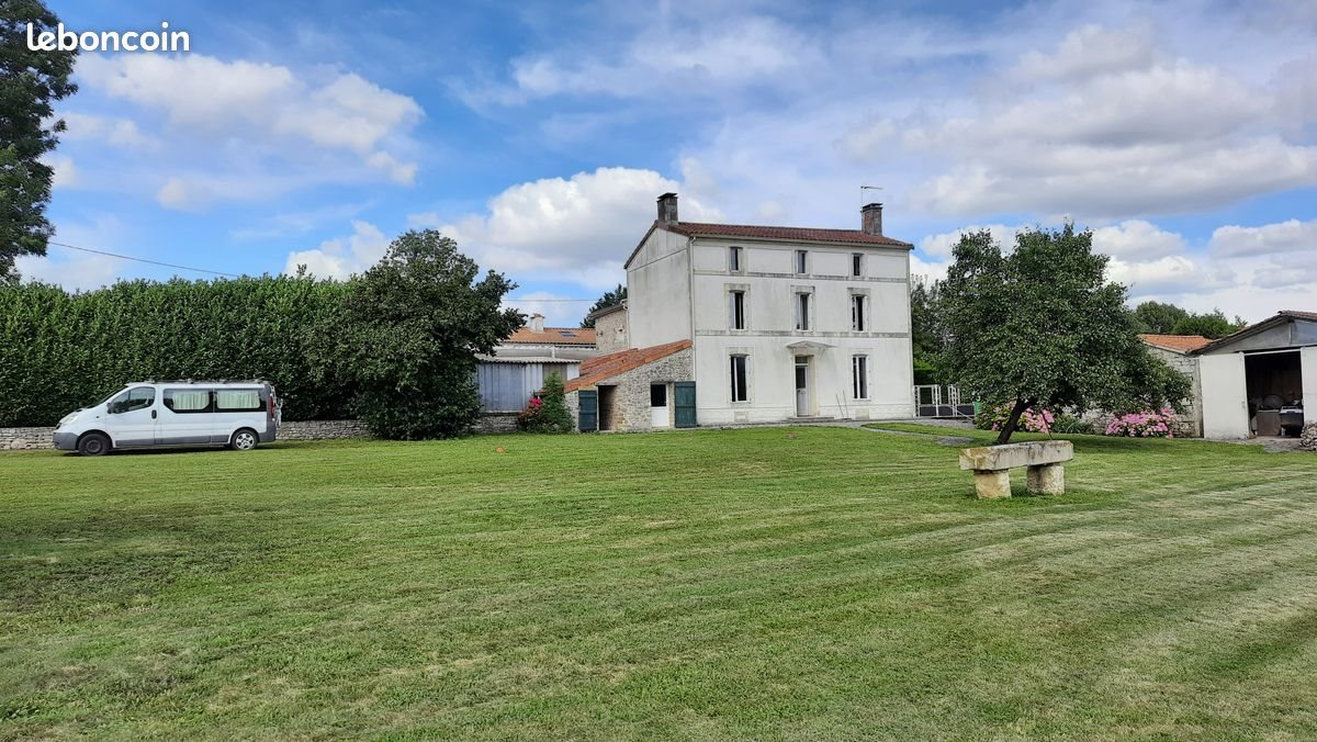 Maison à vendre, 170m², Coulonges-sur-l'Autize