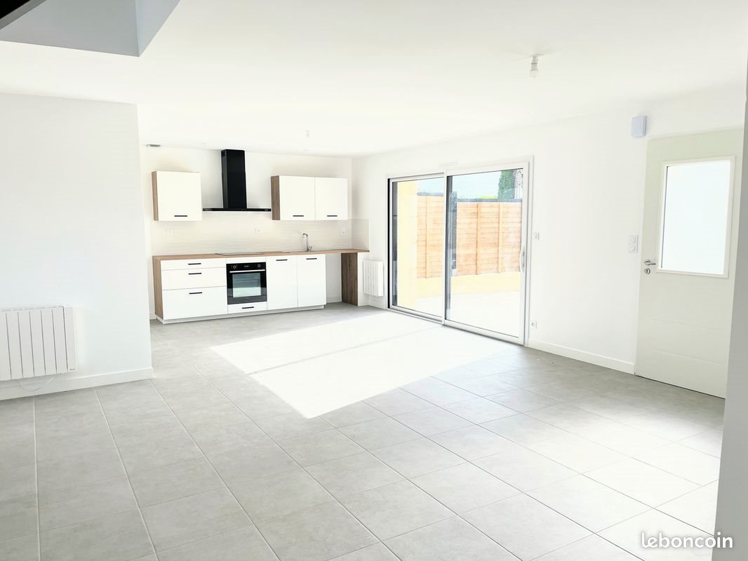 Maison à louer, 118m², Languidic