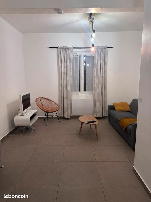 Appartement à louer, 30m², Toulon