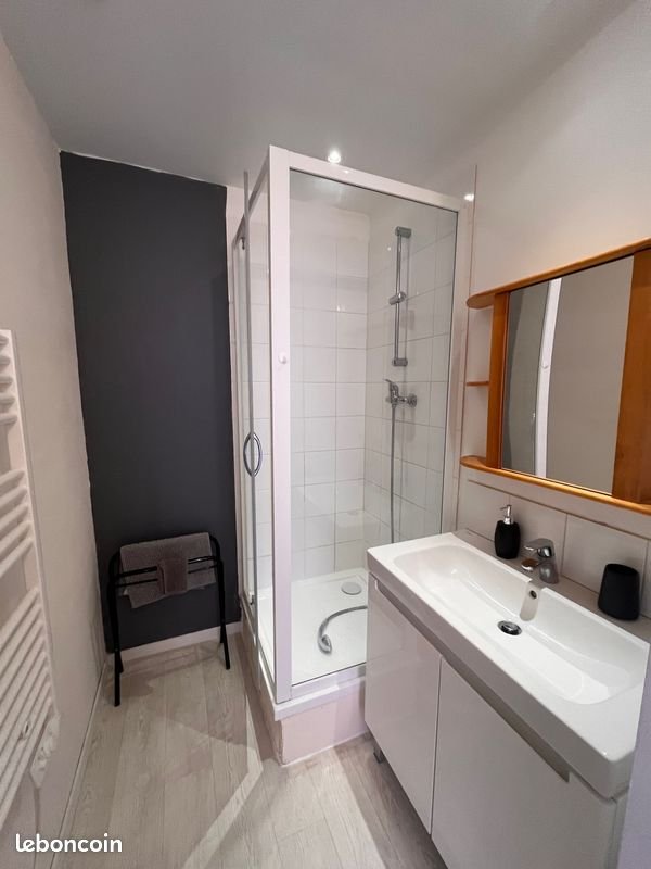 Appartement à louer, 27m², Saint-Nazaire