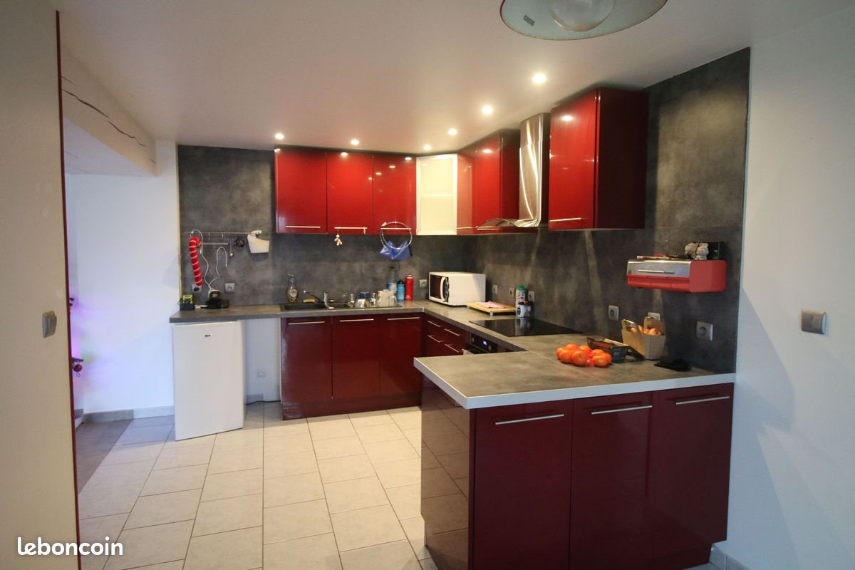 Maison à louer, 112m², Neufchâtel-en-Saosnois