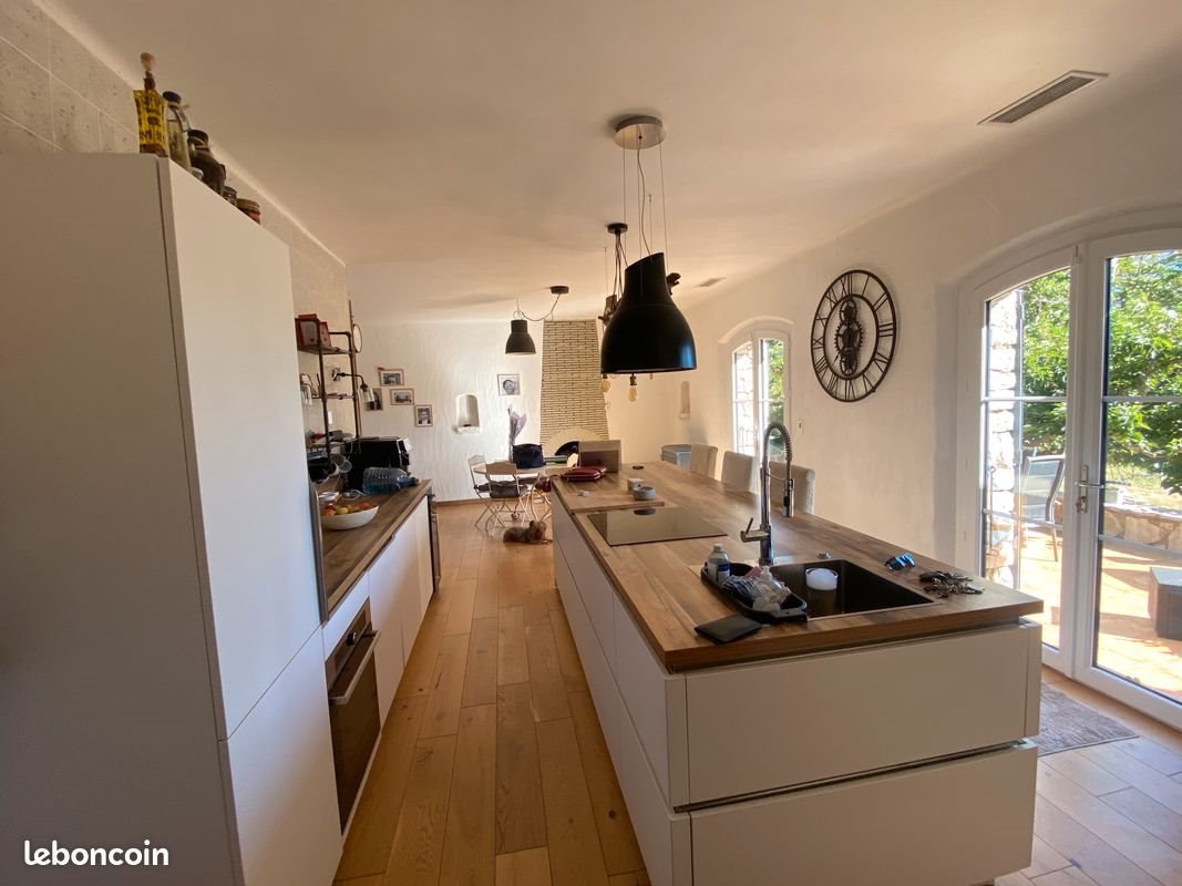 Maison à vendre, 110m², La Roquebrussanne
