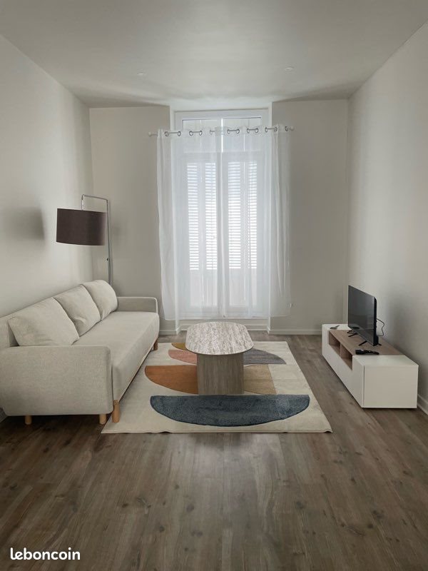 Appartement à louer, 54m², Valence