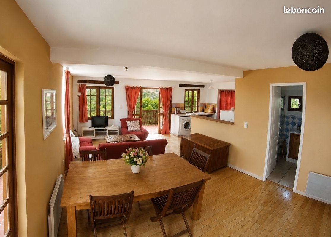 Appartement à louer, 75m², Oletta