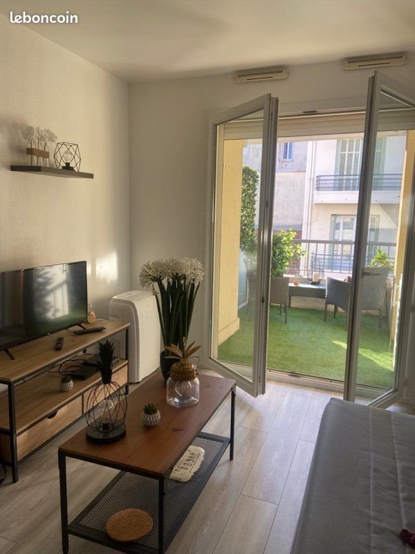 Appartement à louer, 22m², Nice