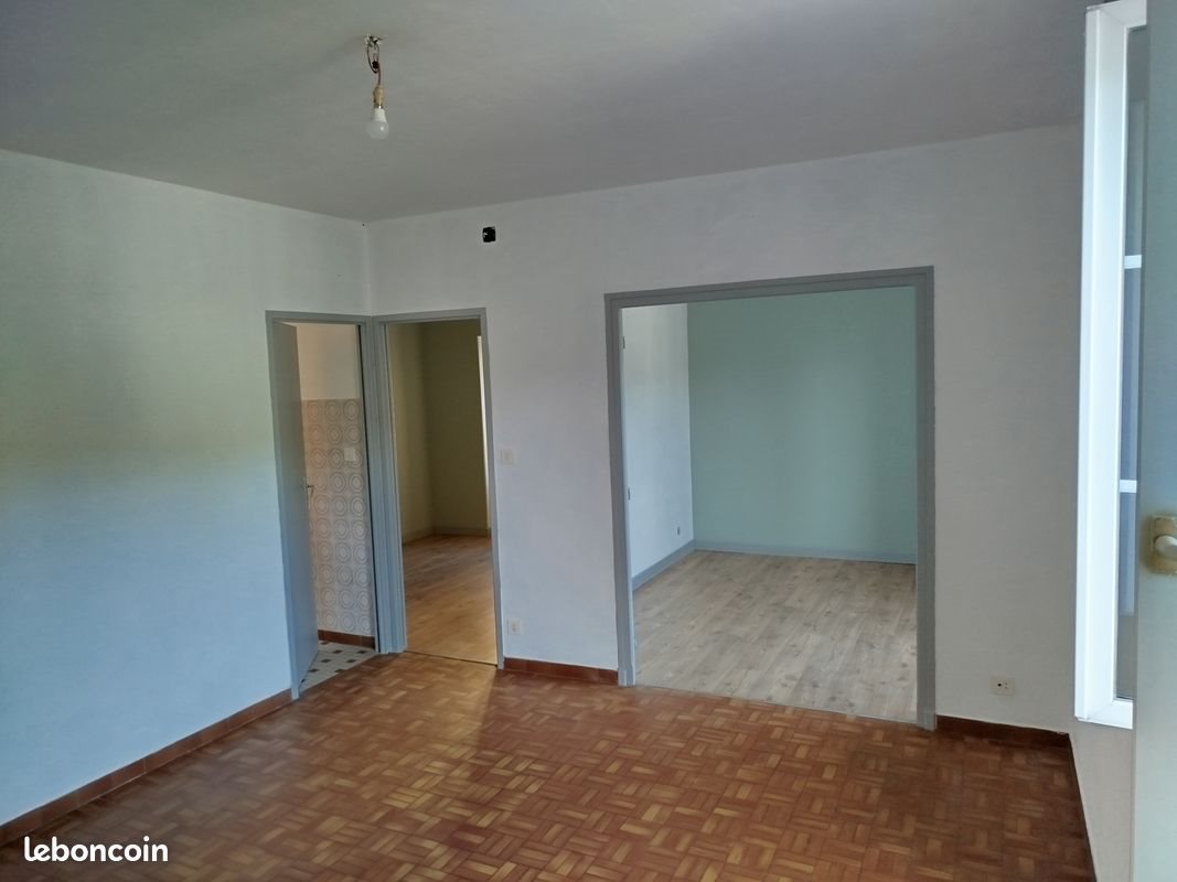 Appartement à louer, 43m², Figeac