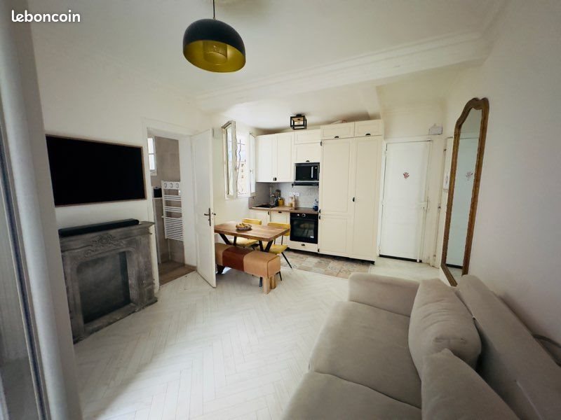 Appartement à louer, 45m², Paris 9ème