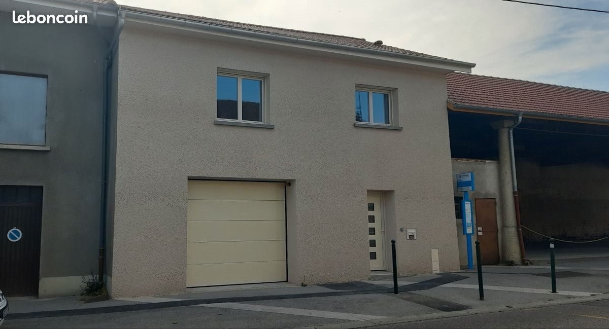 Appartement à louer, 80m², Champier