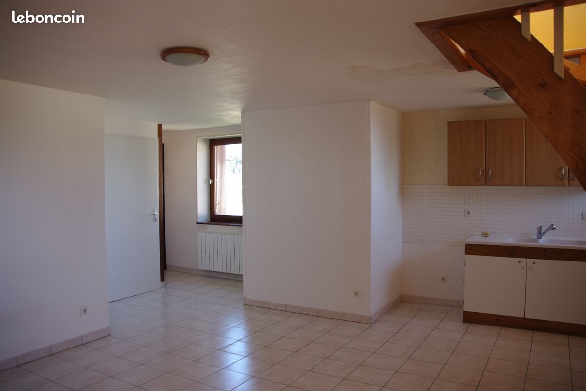 Appartement à louer, 58m², Saint-Martin-en-Haut