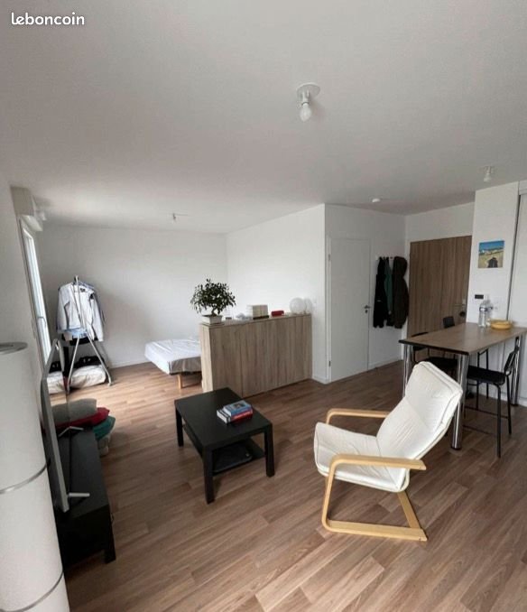 Appartement à louer, 32m², Carpiquet