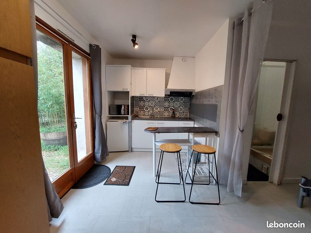 Appartement à louer, 18m², Angoulême