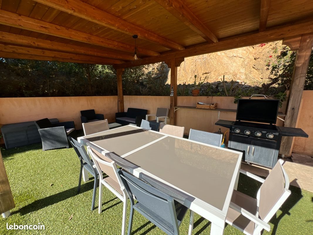 Maison à louer, 140m², Roquebrune-sur-Argens