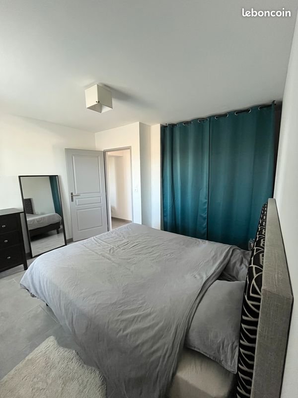 Appartement à louer, 63m², Sainte-Cécile-les-Vignes