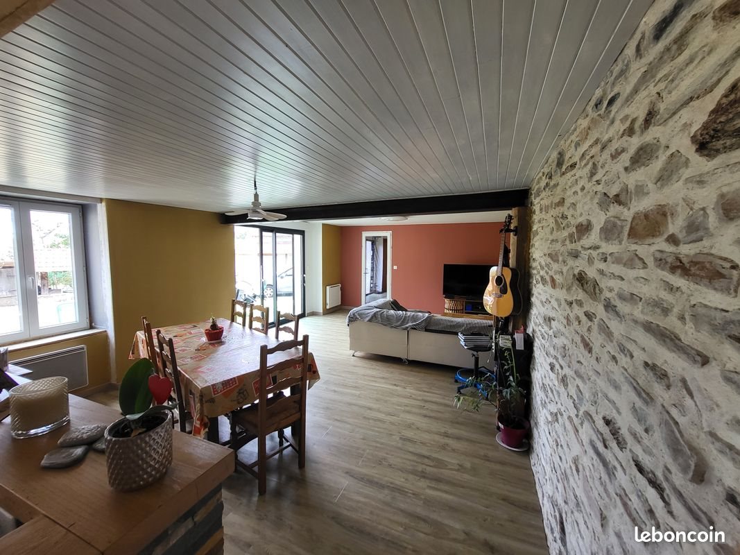 Maison à vendre, 125m², Saint-Paul-la-Roche