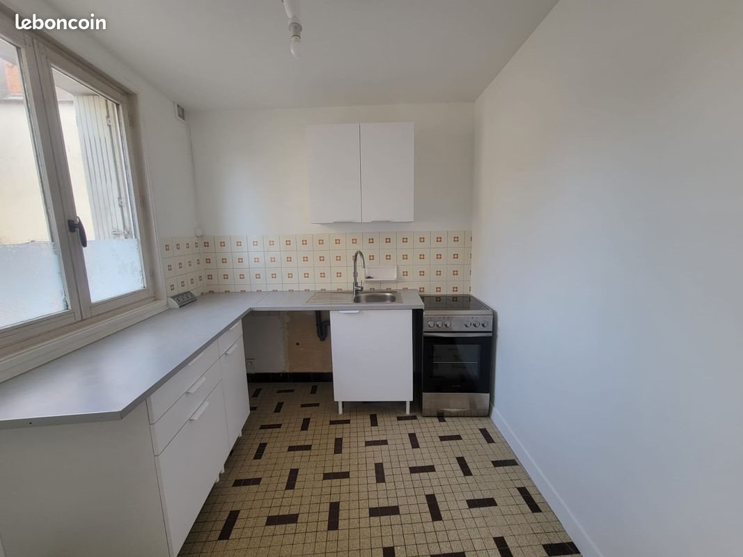 Appartement à louer, 40m², Tournon-Saint-Martin