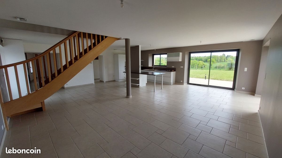 Maison à louer, 144m², Feytiat