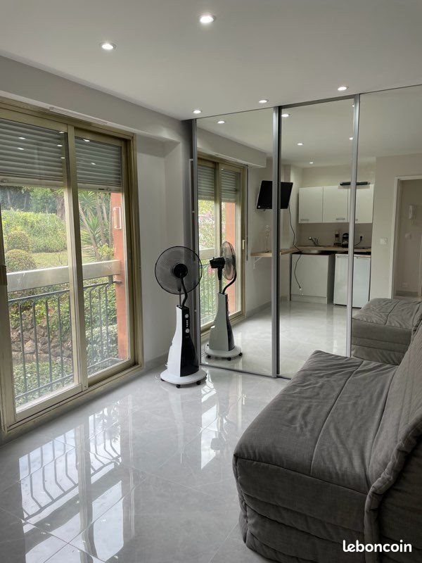 Appartement à louer, 18m², Vence