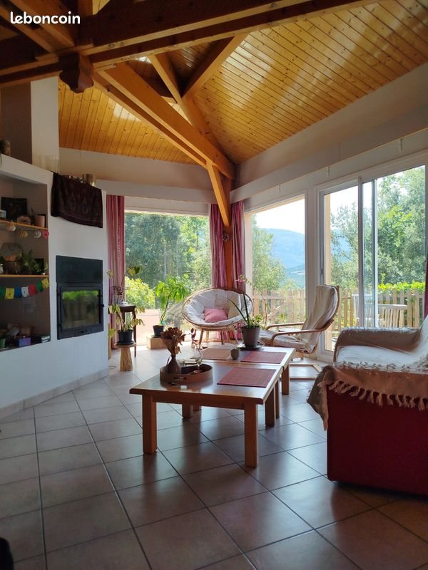 Maison à louer, 70m², Quillan